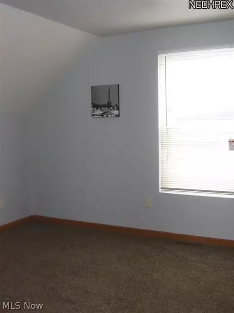 883 E Wilbeth Rd, Akron, OH 44306 photo 8