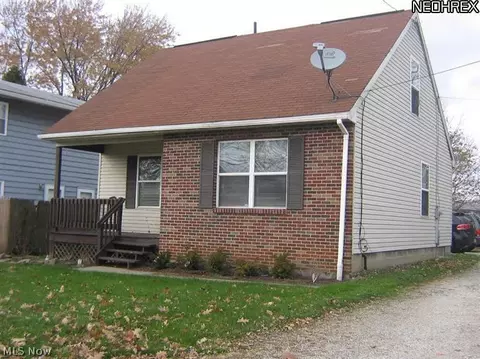 883 E Wilbeth Rd, Akron, OH 44306 photo 1