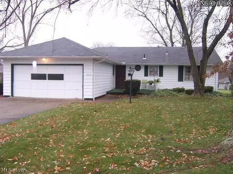 6210 Apache Ln, Poland, OH 44514 photo 1