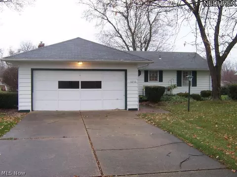 6210 Apache Ln, Poland, OH 44514 photo 9