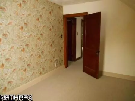 1624 W 14th St, Ashtabula, OH 44004 photo 8