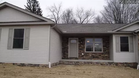 801 Easton Rd, Creston, OH 44217 photo 5