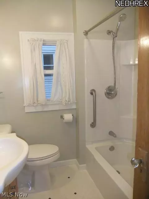 728 Chitty Ave, Akron, OH 44303 photo 20
