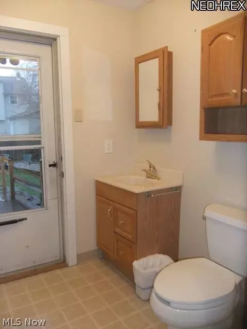 728 Chitty Ave, Akron, OH 44303 photo 10
