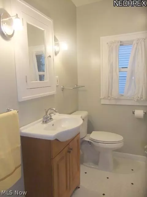 728 Chitty Ave, Akron, OH 44303 photo 19