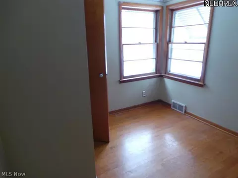 2995 Walbridge Dr, Akron, OH 44319 photo 7