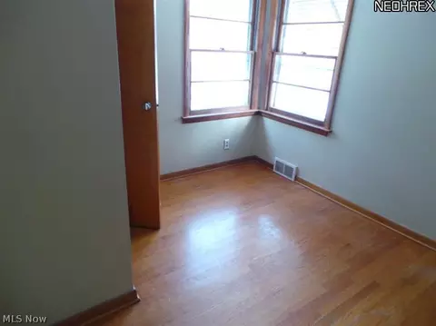 2995 Walbridge Dr, Akron, OH 44319 photo 8