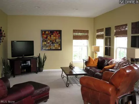 199 Brookledge Ln, Copley, OH 44321 photo 6