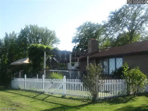 5631 Ledge Rd, Madison, OH 44057 photo 2