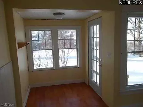 4788 Maple St, Willoughby, OH 44094 photo 7