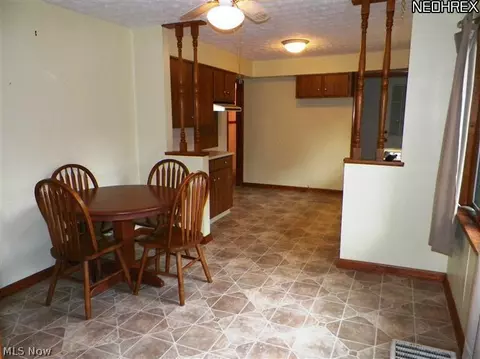 100 Maple Ln, Copley, OH 44321 photo 3