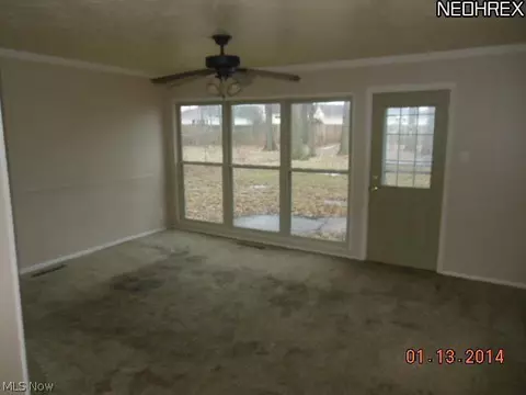 29326 Edgewood Dr, Willowick, OH 44095 photo 3