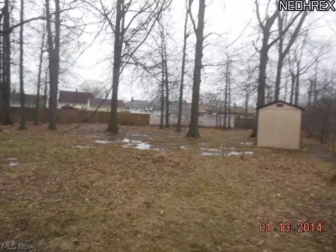 29326 Edgewood Dr, Willowick, OH 44095 photo 10