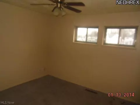 29326 Edgewood Dr, Willowick, OH 44095 photo 6