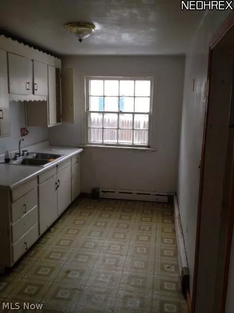 1459 W 6th St, Ashtabula, OH 44004 photo 3