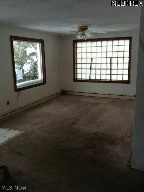 1459 W 6th St, Ashtabula, OH 44004 photo 2