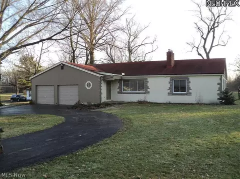 4831 Shields Rd, Canfield, OH 44406 photo 2