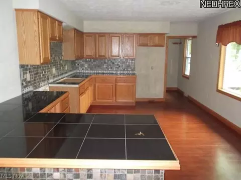 2878 Windsor, Orwell, OH 44076 photo 6