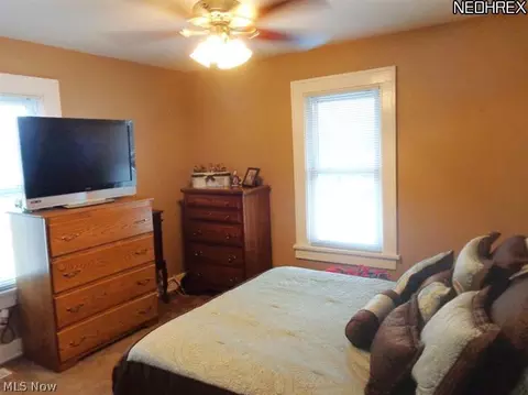 1629 N Walnut St, Dover, OH 44622 photo 6