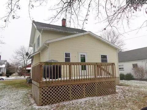1629 N Walnut St, Dover, OH 44622 photo 13