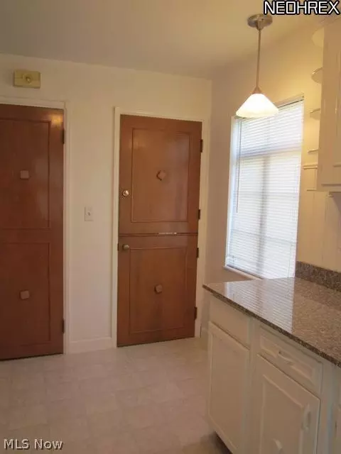 548 Harvard Ave, Elyria, OH 44035 photo 13