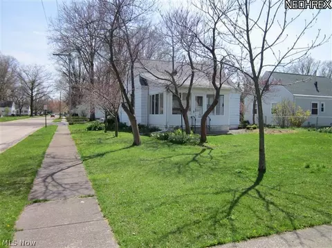548 Harvard Ave, Elyria, OH 44035 photo 8