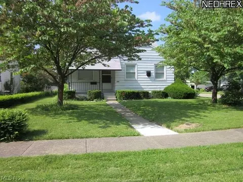 548 Harvard Ave, Elyria, OH 44035 photo 1