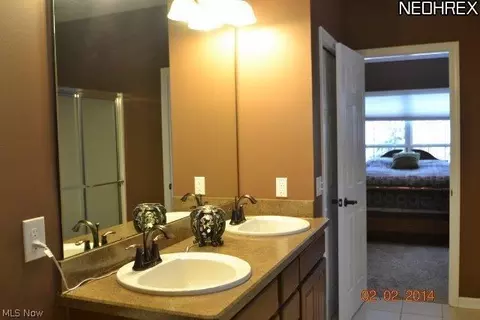 3703 Firethorn Dr, Aurora, OH 44202 photo 12