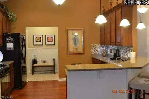3703 Firethorn Dr, Aurora, OH 44202 photo 6