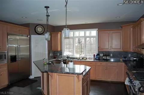 7940 Cedar Park Dr, Canfield, OH 44406 photo 6