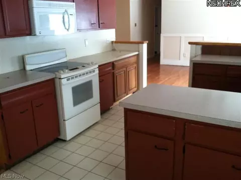 4486 Brighton Rd, Mentor, OH 44060 photo 5