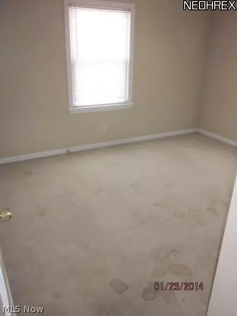 626 Donald Ave, Akron, OH 44306 photo 8