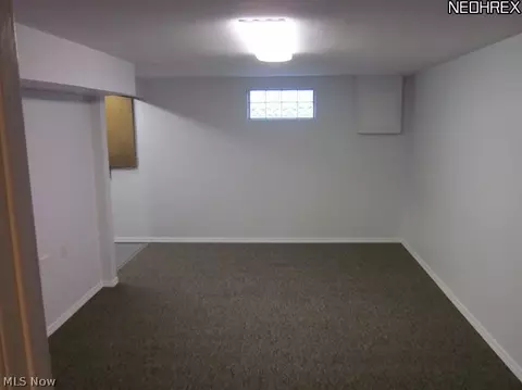 6417 Hio Dr, Brook Park, OH 44142 photo 13
