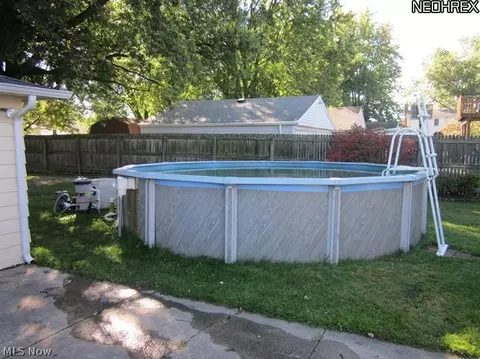 6417 Hio Dr, Brook Park, OH 44142 photo 20