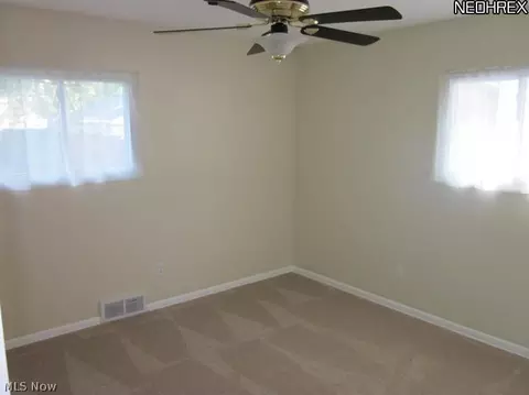 6417 Hio Dr, Brook Park, OH 44142 photo 7