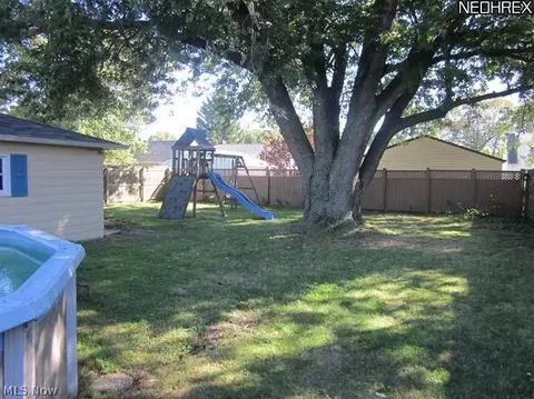6417 Hio Dr, Brook Park, OH 44142 photo 19