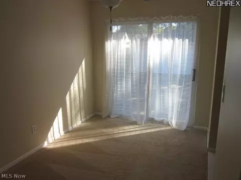 6417 Hio Dr, Brook Park, OH 44142 photo 6