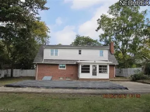 236 E 5th Ave, Berea, OH 44017 photo 2