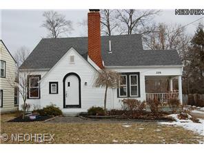 226 Oakley Ave, Youngstown, OH 44512 photo 1