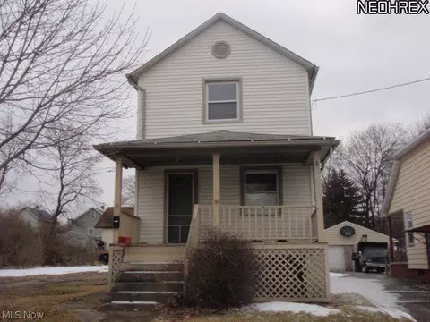 487 7th St, Struthers, OH 44471 photo 1