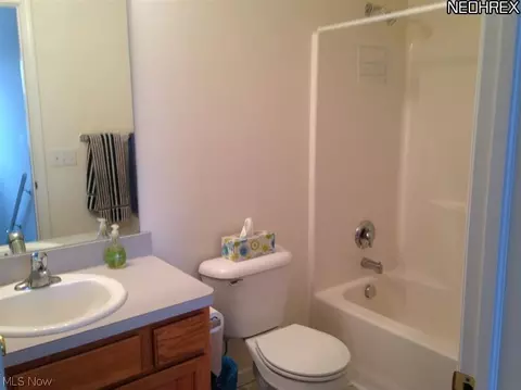 654 Timberwolf Ln, Lagrange, OH 44050 photo 16