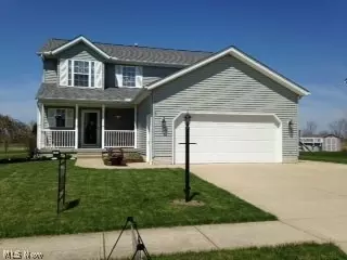 654 Timberwolf Ln, Lagrange, OH 44050 photo 1