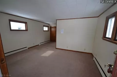 603 Thayer Ave, Ashtabula, OH 44004 photo 4