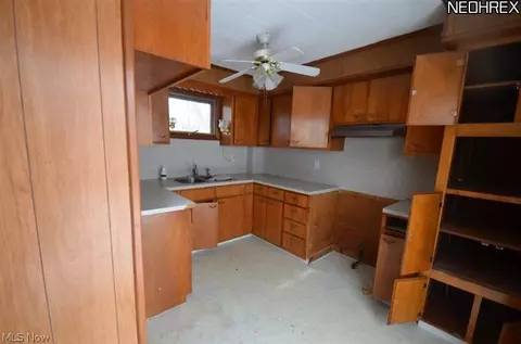 603 Thayer Ave, Ashtabula, OH 44004 photo 5