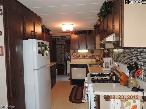 12 Maple St, Wakeman, OH 44889 photo 6