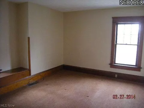 517 E Iron Ave, Dover, OH 44622 photo 9