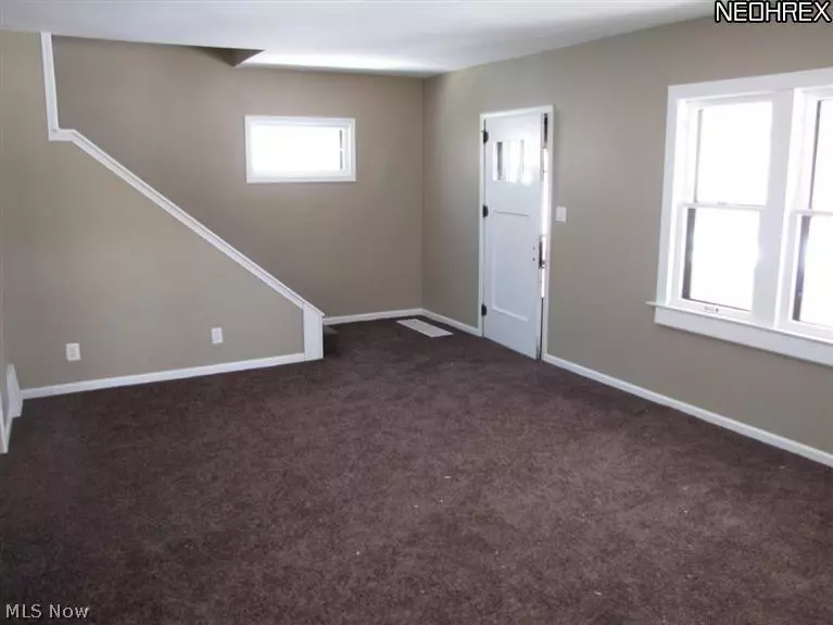  4505 Ardendale Rd, South Euclid, OH 44121 photo 9