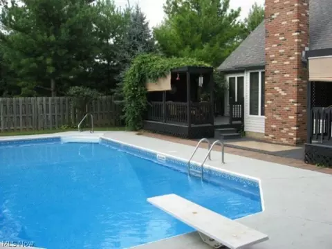 1112 Berlin Rd, Huron, OH 44839 photo 3