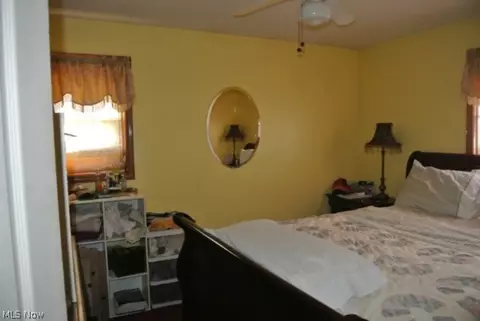 927 Ada St, Akron, OH 44306 photo 10