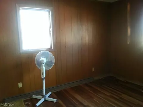 1042 Union Ave, Ashtabula, OH 44004 photo 8